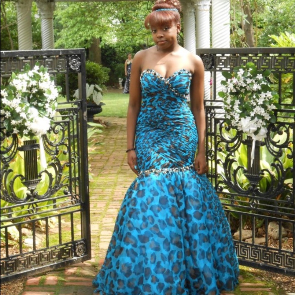 BEAUTIFUL JOVANI PROM DRESS/Gown/Mermaid!!! Size 4